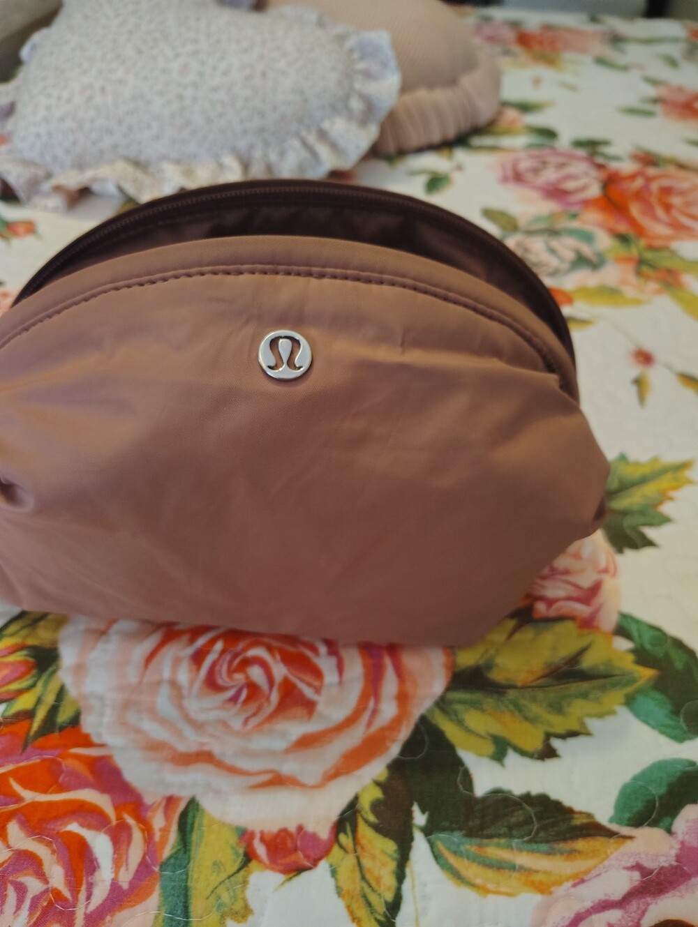 Lululemon Small Pouch in Dusty Rose